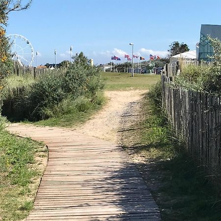Bleu Sale - F2 Courseulles Avec Balcon Apartment Екстериор снимка