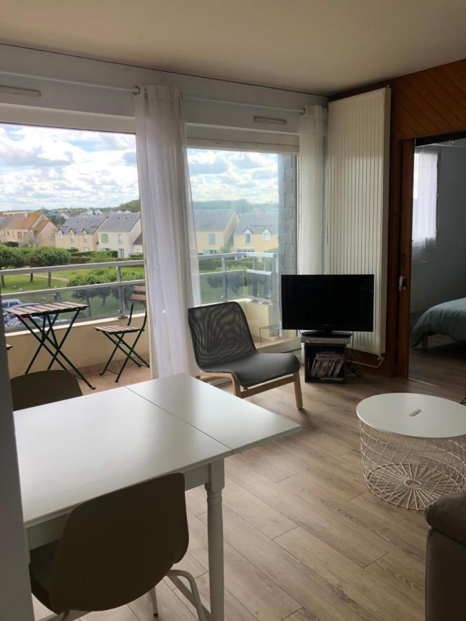Bleu Sale - F2 Courseulles Avec Balcon Apartment Екстериор снимка