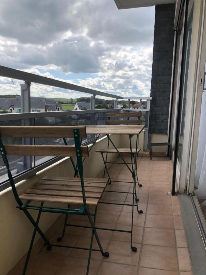 Bleu Sale - F2 Courseulles Avec Balcon Apartment Екстериор снимка